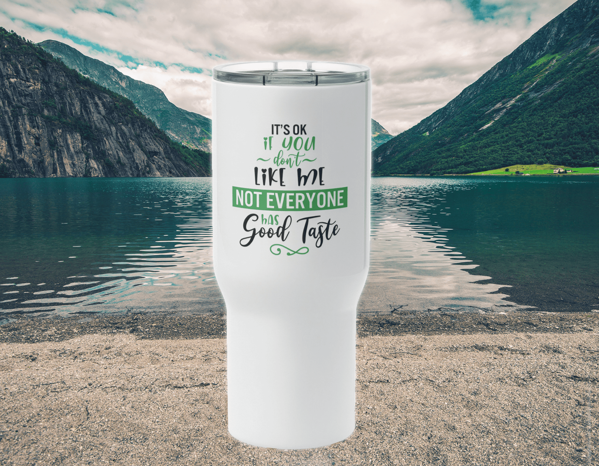 Travel mug with a handle - WFP Store